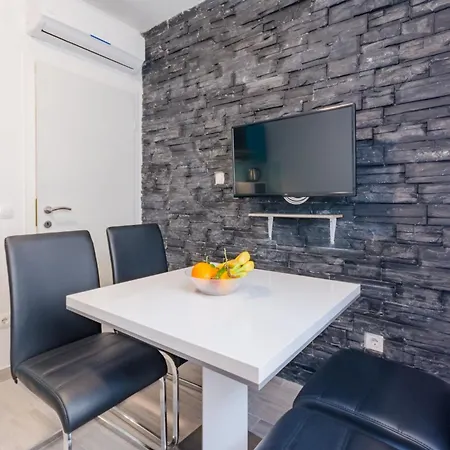 Riva Thalia - Milna, Brac Apartman *